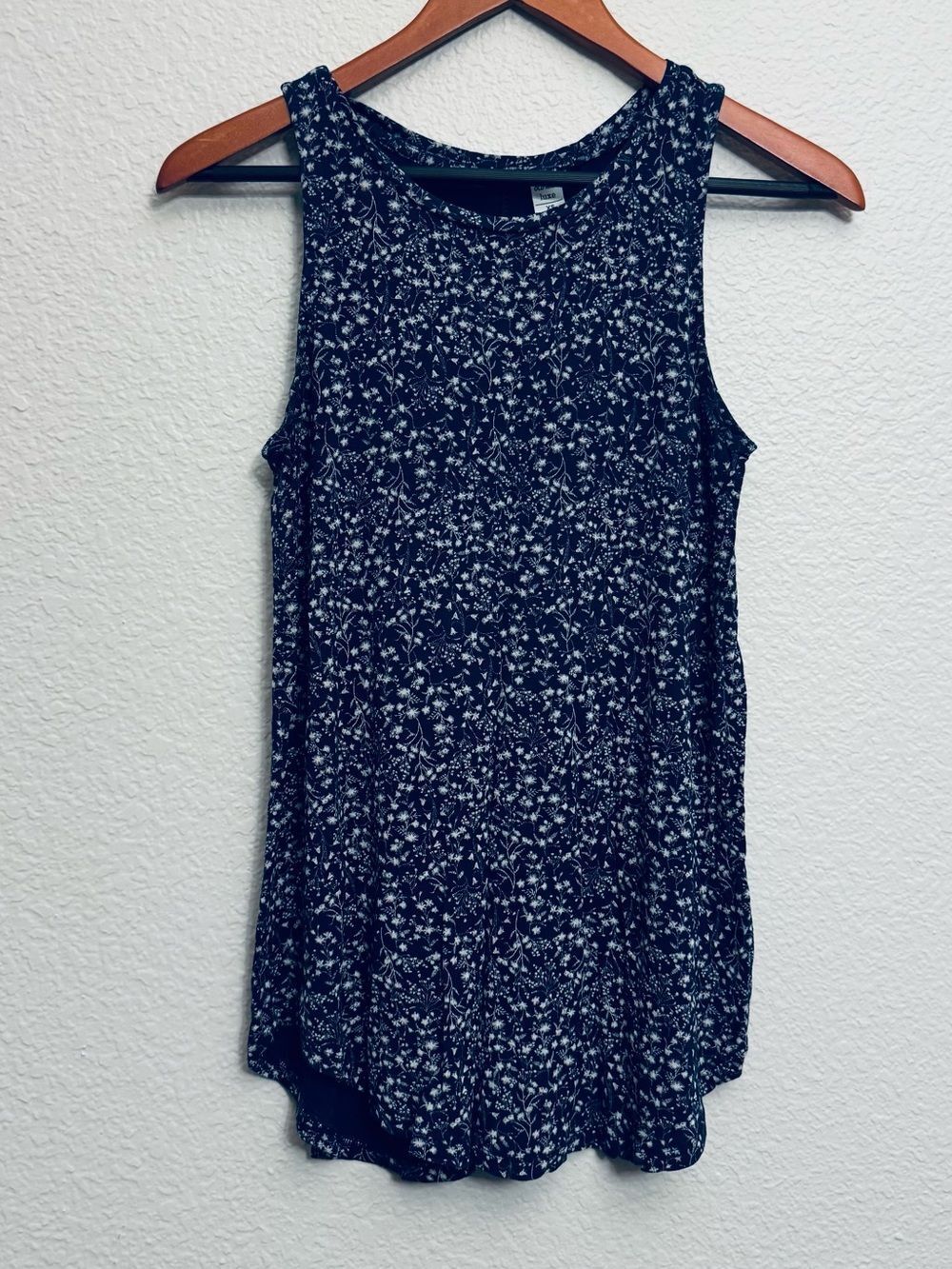Old Navy Luxe Blue Floral Soft Stretchy Tank Top XS